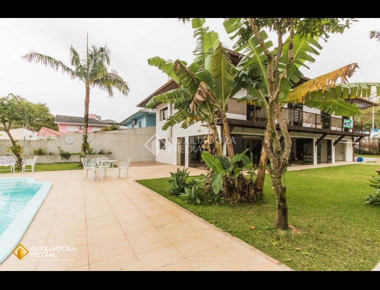Casa no Bairro Itacorubí em Florianópolis com 4 Dormitórios (1 suíte) - 374937