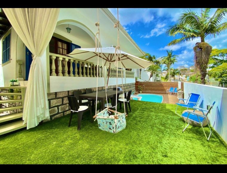 Casa no Bairro Itaguaçú em Florianópolis com 4 Dormitórios (3 suítes) e 220 m² - 434143