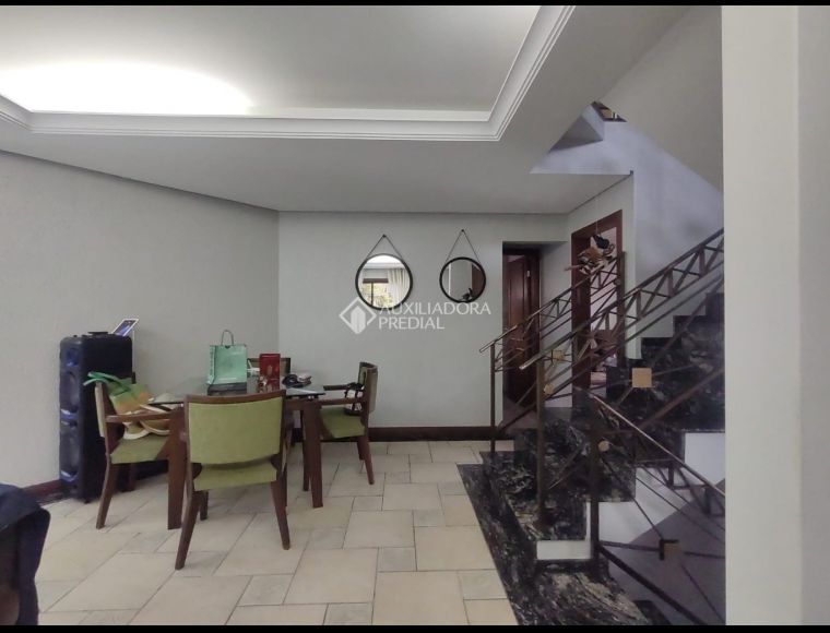 Casa no Bairro Jardim Atlântico em Florianópolis com 4 Dormitórios (1 suíte) - 450142