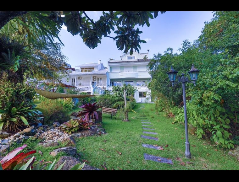 Casa no Bairro João Paulo em Florianópolis com 5 Dormitórios (4 suítes) - 373534