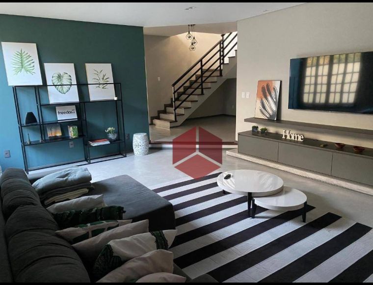 Casa no Bairro Jurerê Internacional em Florianópolis com 4 Dormitórios (4 suítes) e 296 m² - CA0713