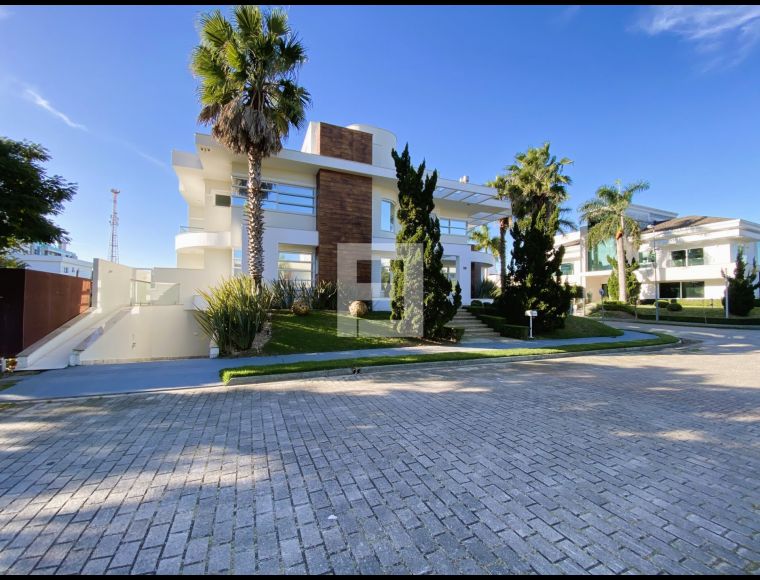 Casa no Bairro Jurerê Internacional em Florianópolis com 4 Dormitórios (4 suítes) e 537 m² - 16783-L