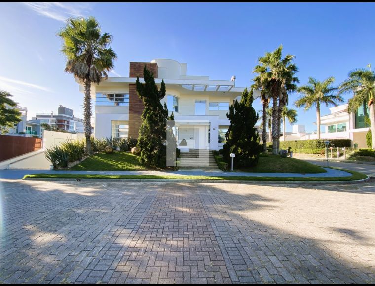 Casa no Bairro Jurerê Internacional em Florianópolis com 4 Dormitórios (4 suítes) e 537 m² - 16783-V