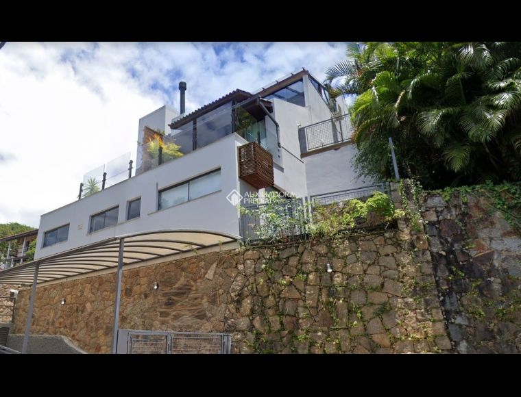 Casa no Bairro Lagoa da Conceição em Florianópolis com 3 Dormitórios (3 suítes) - 421534