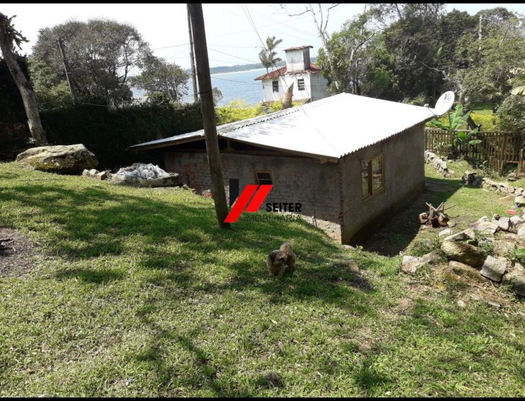 Casa no Bairro Lagoa da Conceição em Florianópolis com 2 Dormitórios e 70 m² - CA00496V