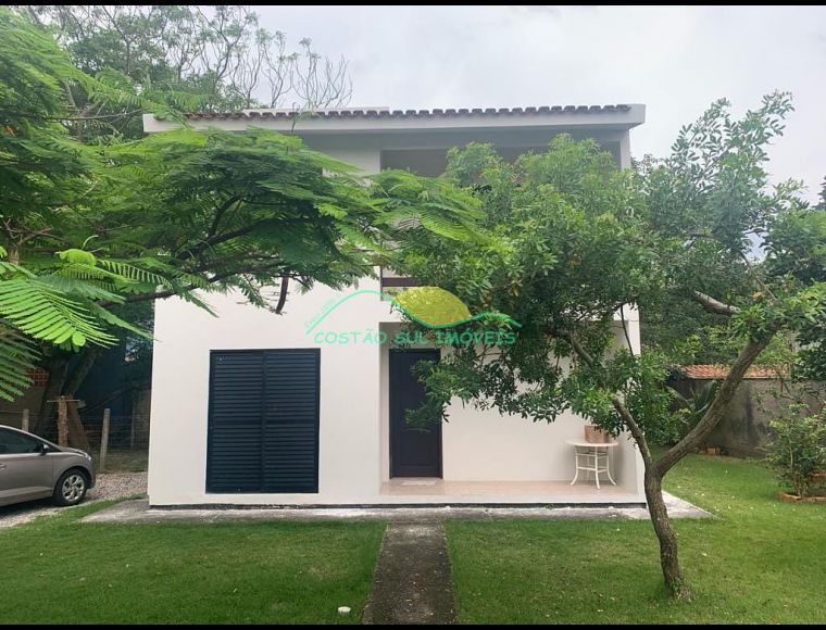 Casa no Bairro Morro das Pedras em Florianópolis com 3 Dormitórios (1 suíte) e 130 m² - CA0118_COSTAO
