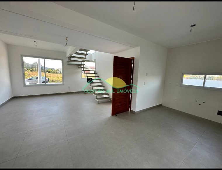 Casa no Bairro Pântano do Sul em Florianópolis com 3 Dormitórios (1 suíte) e 122.49 m² - CA0093_COSTAO