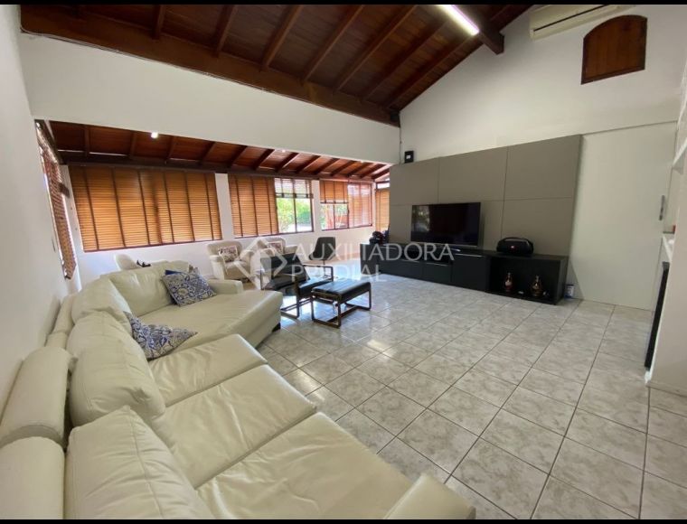 Casa no Bairro Ponta das Canas em Florianópolis com 6 Dormitórios (3 suítes) - 352078