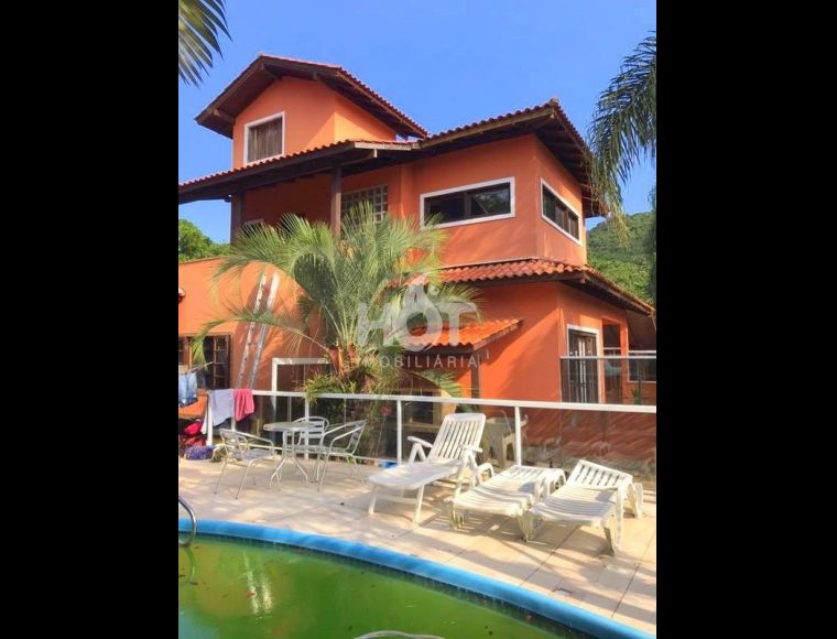 Casa no Bairro Ribeirão da Ilha em Florianópolis com 3 Dormitórios (2 suítes) e 300 m² - 426578