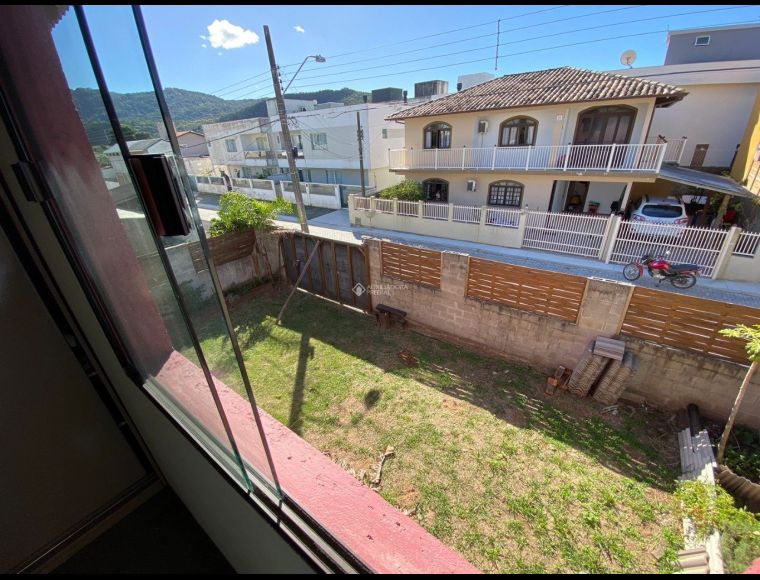 Casa no Bairro Rio Tavares em Florianópolis com 2 Dormitórios (1 suíte) - 442429