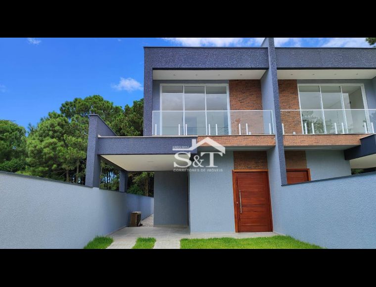 Casa no Bairro Rio Vermelho em Florianópolis com 3 Dormitórios (1 suíte) e 149 m² - SO0269