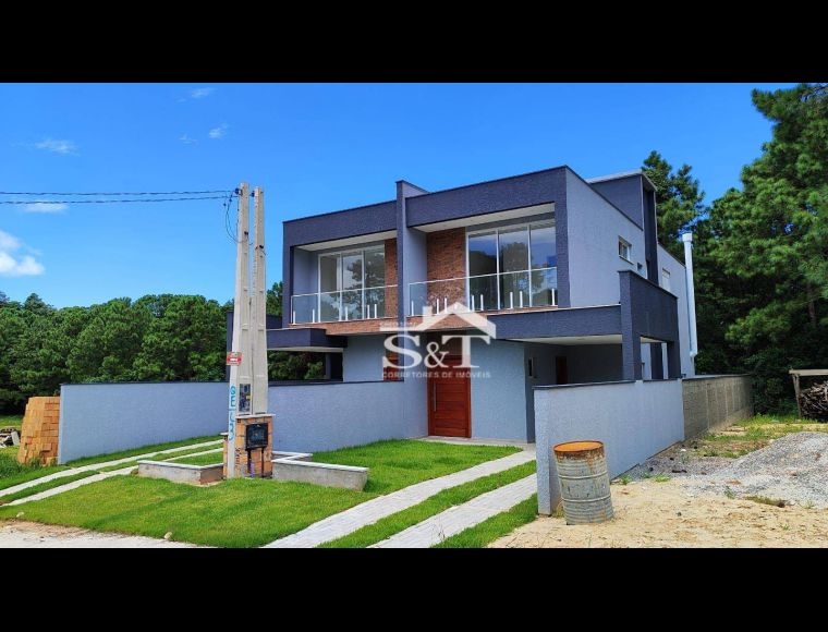 Casa no Bairro Rio Vermelho em Florianópolis com 3 Dormitórios (1 suíte) e 149 m² - SO0270