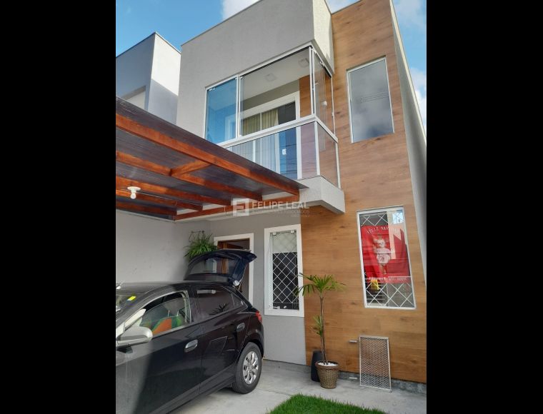 Casa no Bairro Rio Vermelho em Florianópolis com 2 Dormitórios (2 suítes) e 80 m² - 20156