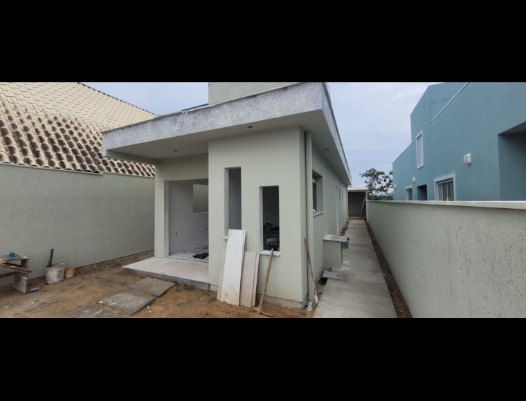 Casa no Bairro Rio Vermelho em Florianópolis com 2 Dormitórios (1 suíte) - 694085