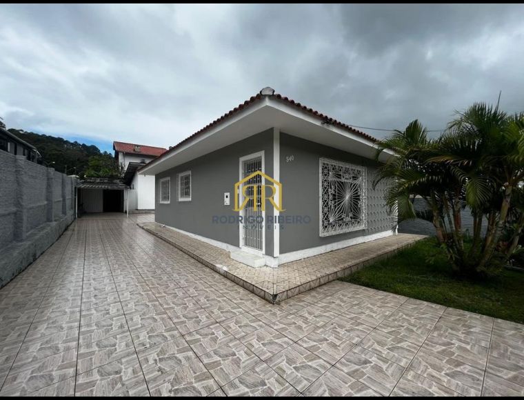 Casa no Bairro Saco dos Limões em Florianópolis com 3 Dormitórios - C244