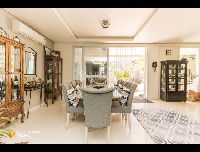 Casa no Bairro Santa Mônica em Florianópolis com 5 Dormitórios (5 suítes) - 380998