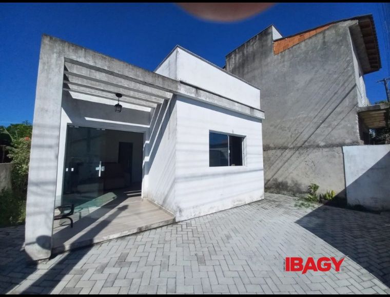 Casa no Bairro Tapera da Base em Florianópolis com 1 Dormitórios e 60 m² - 123211
