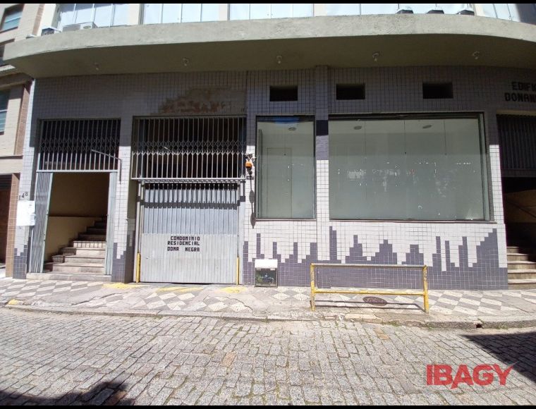 Loja no Bairro Centro em Florianópolis com 156.47 m² - 103092