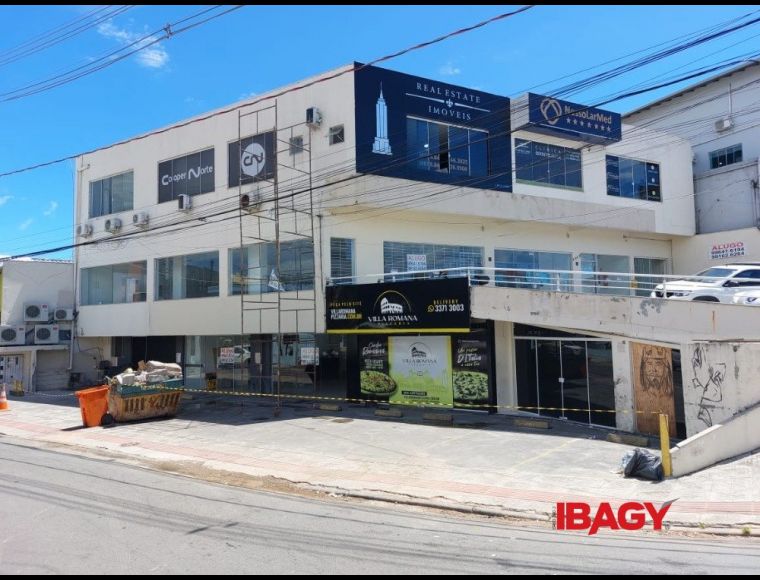 Loja no Bairro Ingleses em Florianópolis com 240 m² - 121761