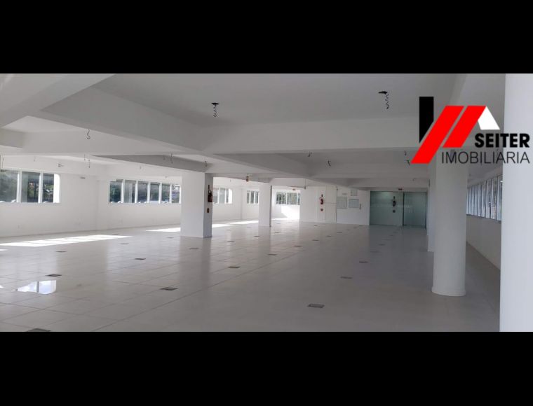 Sala/Escritório no Bairro Itacorubí em Florianópolis com 2000 m² - SA00109V
