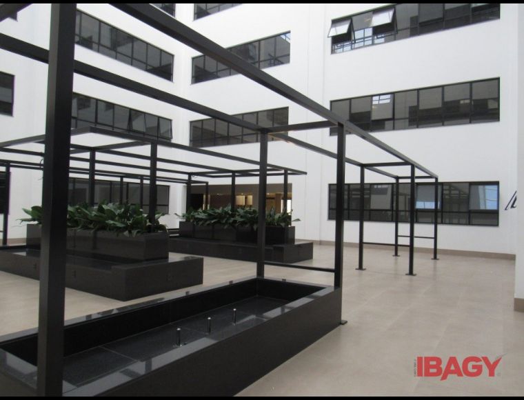 Sala/Escritório no Bairro Saco Grande I em Florianópolis com 150.38 m² - 109559