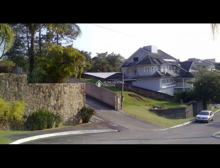 Terreno no Bairro Cacupé em Florianópolis com 686.89 m² - 368530
