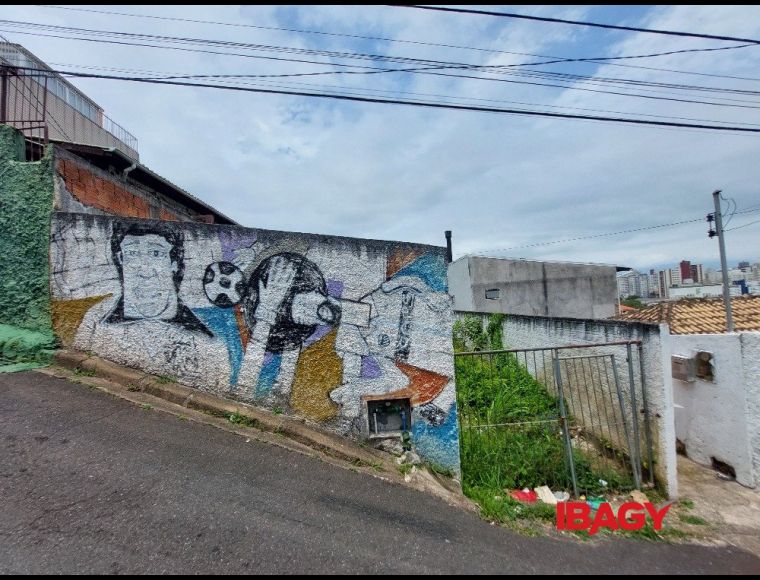 Terreno no Bairro Centro em Florianópolis - 121138