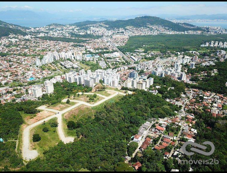 Terreno no Bairro Itacorubí em Florianópolis com 450 m² - TE0065