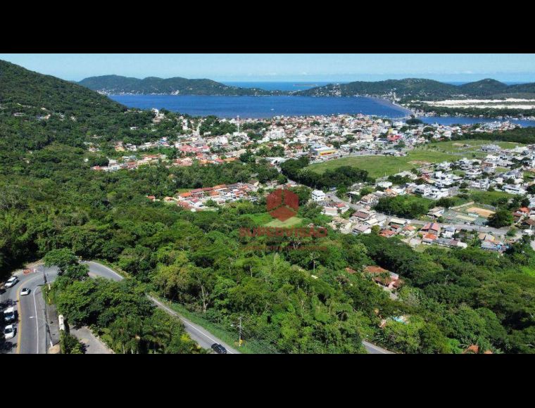 Terreno no Bairro Lagoa da Conceição em Florianópolis com 4048 m² - TE0913