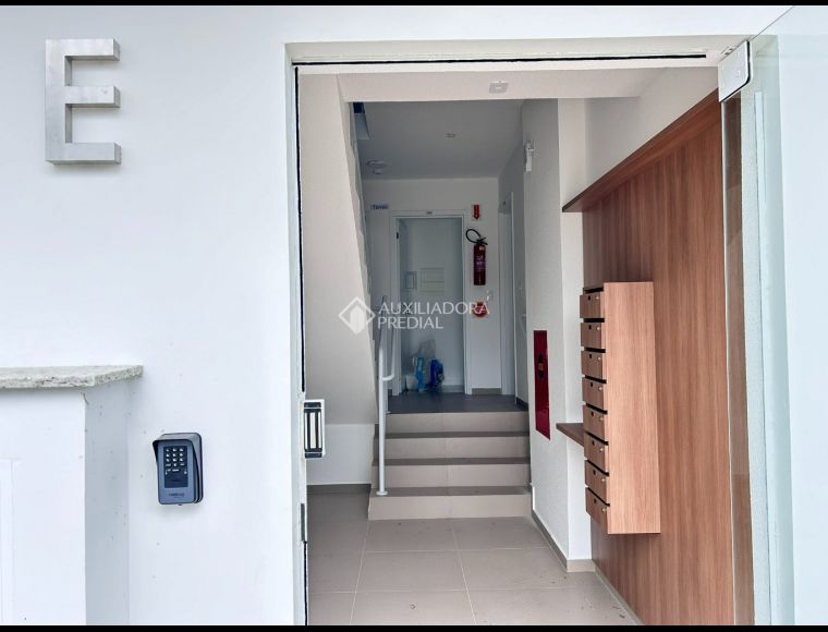 Apartamento em Garopaba com 2 Dormitórios (1 suíte) - 491203
