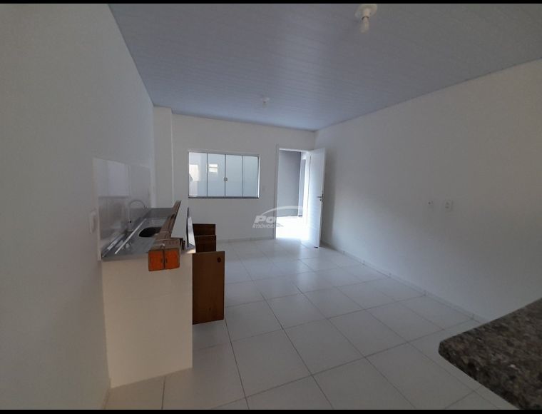 Apartamento no Bairro Margem Esquerda em Gaspar com 1 Dormitórios e 40 m² - 35716839