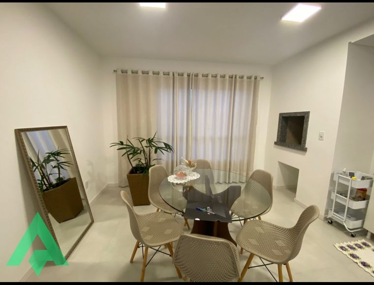 Apartamento no Bairro Santa Terezinha em Gaspar com 3 Dormitórios e 83.43 m² - 1333752