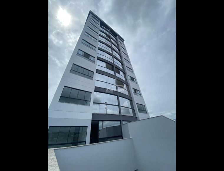 Apartamento no Bairro Santa Terezinha em Gaspar com 3 Dormitórios (1 suíte) e 95 m² - 35718063