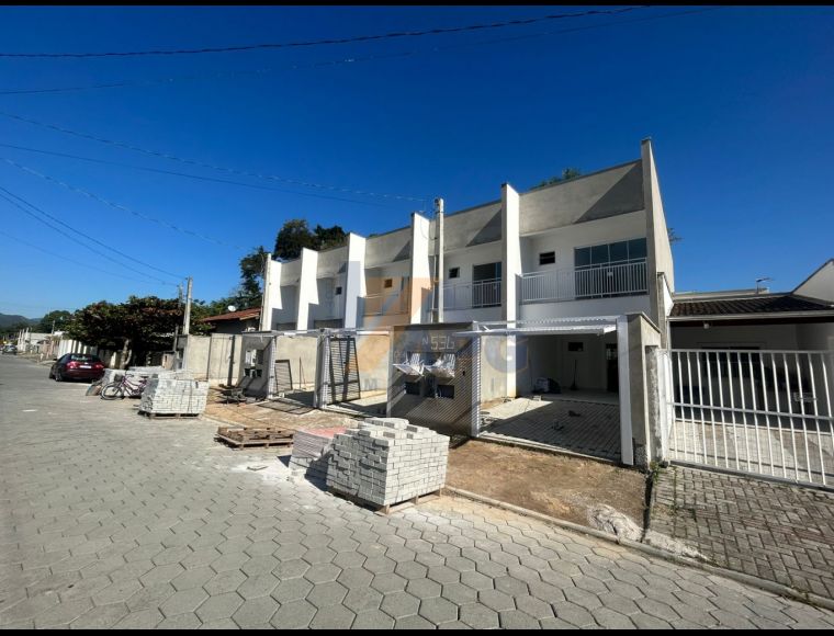 Casa no Bairro Poço Grande em Gaspar com 2 Dormitórios (2 suítes) e 93 m² - 4041208
