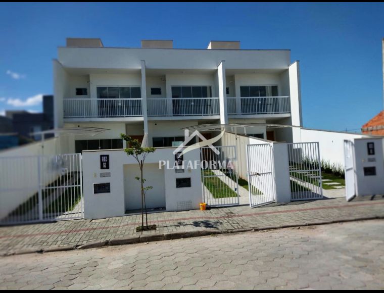 Casa no Bairro Santa Terezinha em Gaspar com 2 Dormitórios (2 suítes) e 111 m² - 2526