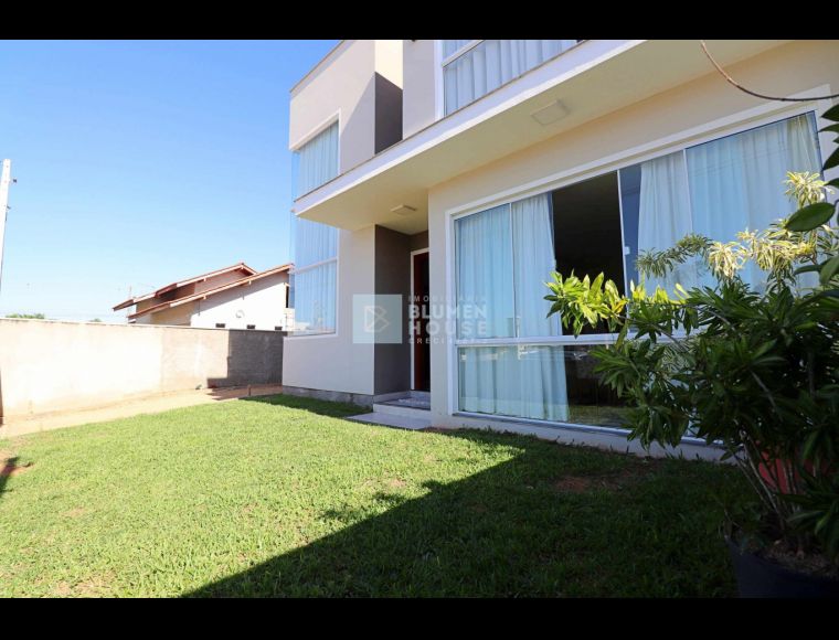 Casa no Bairro Santa Terezinha em Gaspar com 4 Dormitórios (1 suíte) e 180 m² - 4191103