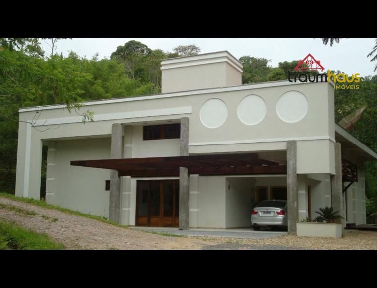 Imóvel Rural no Bairro Arraial em Gaspar com 5 Dormitórios (3 suítes) e 410000 m² - ST084