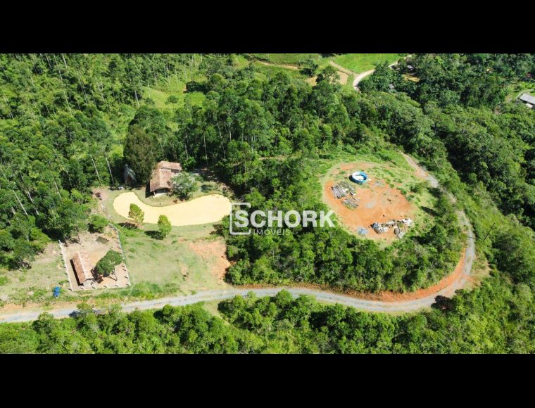Imóvel Rural no Bairro Arraial em Gaspar com 26580 m² - SI0225