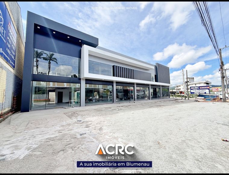Outros Imóveis no Bairro Bela Vista em Gaspar com 581 m² - SA01148L