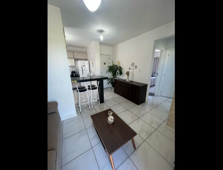 Apartamento em Imbituba com 2 Dormitórios - 703531