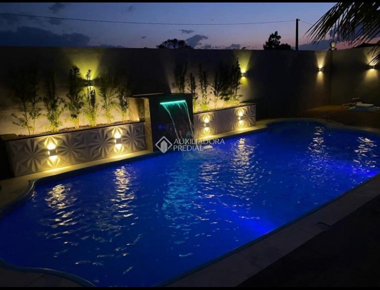 Casa em Imbituba com 3 Dormitórios - 697736