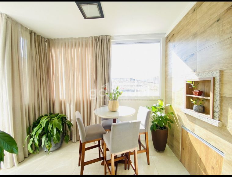 Apartamento no Bairro Carijós em Indaial com 3 Dormitórios (1 suíte) e 144.75 m² - 4910318