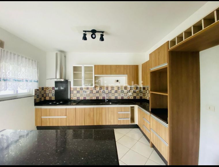 Apartamento no Bairro Centro em Indaial com 3 Dormitórios (1 suíte) e 135.45 m² - 4910439
