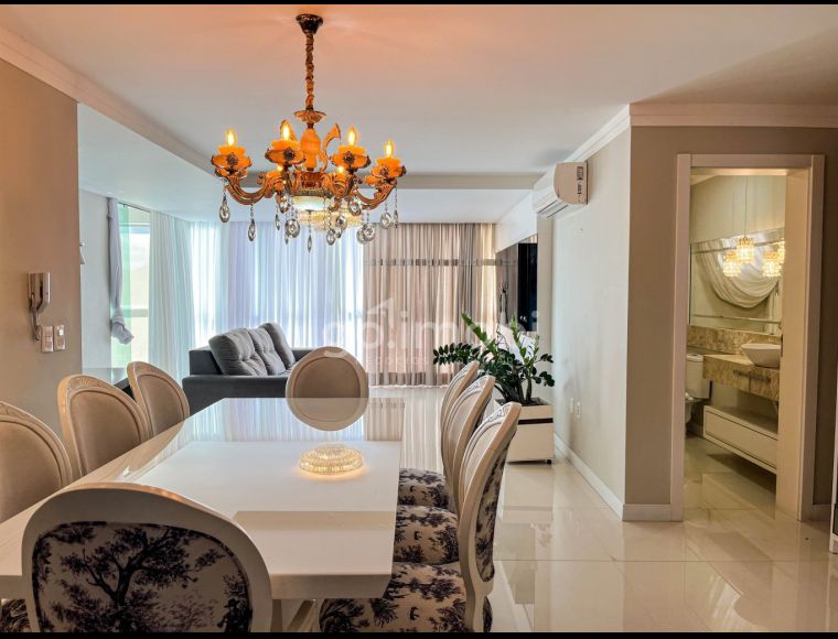 Apartamento no Bairro Centro em Indaial com 3 Dormitórios (2 suítes) e 170.84 m² - 4910471