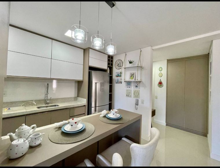 Apartamento no Bairro Estados em Indaial com 3 Dormitórios (1 suíte) e 114 m² - AP0204