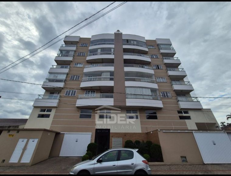 Apartamento no Bairro Nações em Indaial com 2 Dormitórios (1 suíte) e 68.96 m² - 6120