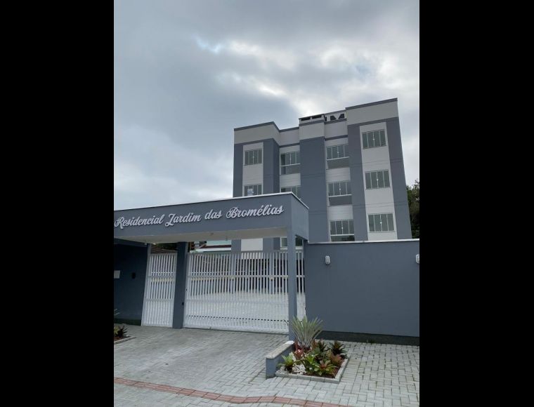 Apartamento no Bairro Tapajós em Indaial com 2 Dormitórios - 6986