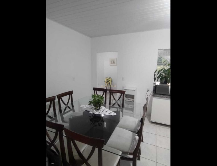 Casa no Bairro Benedito em Indaial com 2 Dormitórios e 70 m² - 131