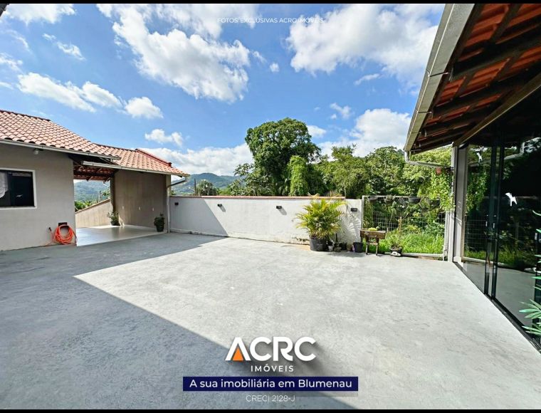 Casa no Bairro Encano Baixo em Indaial com 2 Dormitórios e 154 m² - CA02927V