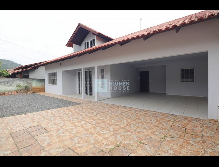 Casa no Bairro Estrada das Areias em Indaial com 3 Dormitórios (1 suíte) e 188 m² - 4191691